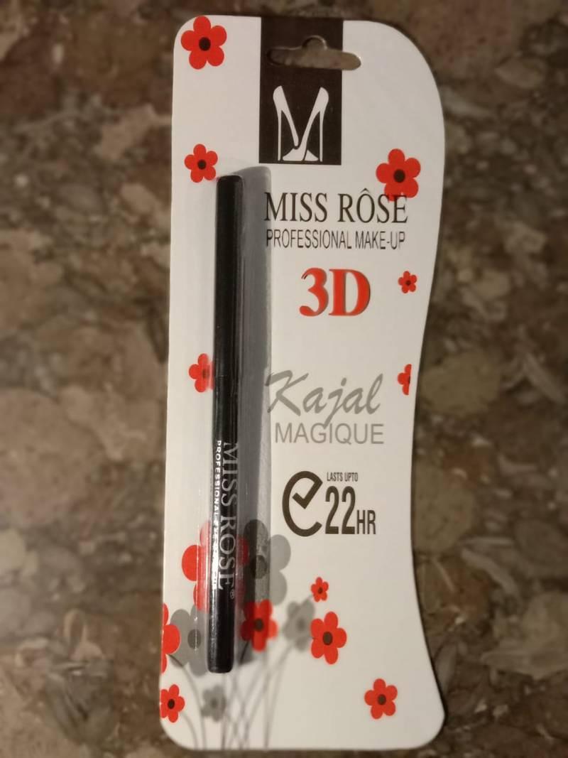 Hydrating Kajal Pencil Black Smooth Long Lasting