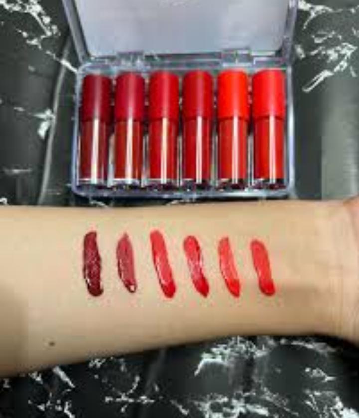 Matte Lip Gloss Red Pack of 6